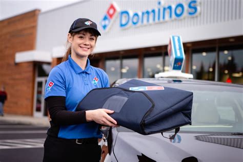 domino's delivery jobs